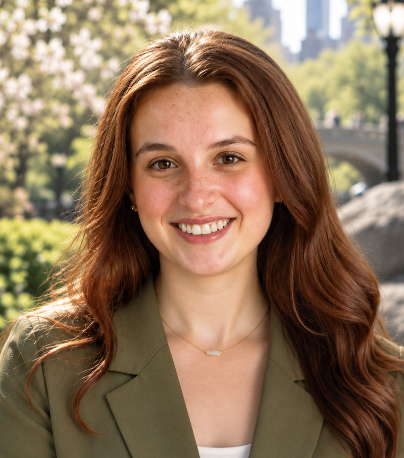 Noa Mintz headshot - Nannies by Noa - New York & Tri-State Area Nanny Agency - Newborn Care - Nannying Jobs Near Me